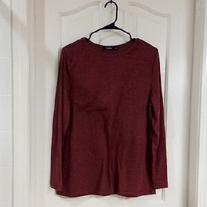 Women's Long Sleeve Top - Maroon